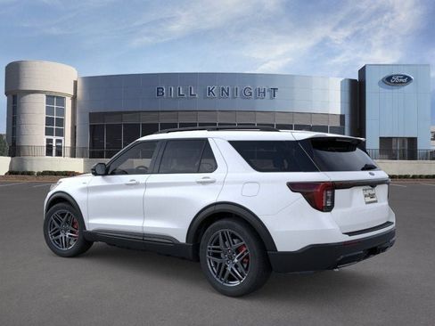 New 2026 Ford Explorer ST-Line w/ ST-Line Street Pack RWD image 5