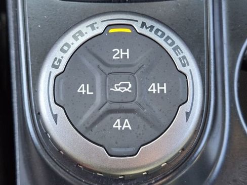 Certified 2024 Ford Bronco Wildtrak image 27