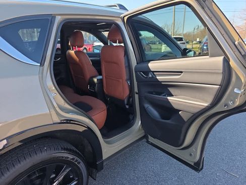 Used 2025 MAZDA CX-5 Carbon Edition image 26