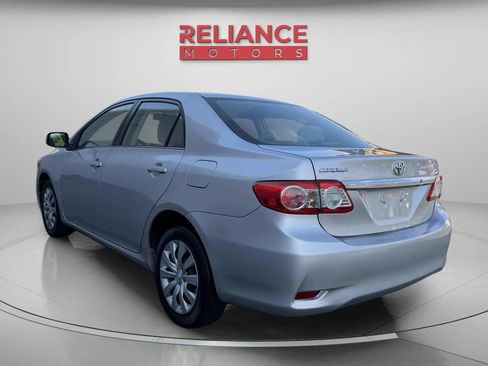Used 2013 Toyota Corolla LE FWD image 4