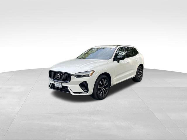 Certified 2024 Volvo XC60 B5 Core w/ Climate Package AWD/4WD image 4