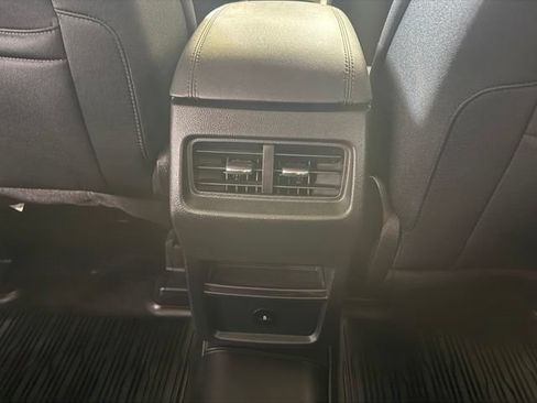 Used 2023 Ford Edge SE w/ Black Appearance Package AWD/4WD image 22