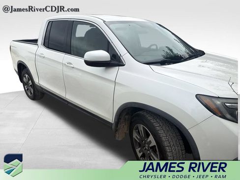 Used 2017 Honda Ridgeline RTL image 7