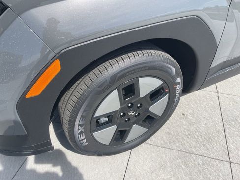 New 2026 Hyundai Santa Fe SE FWD image 9