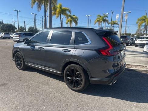 Used 2024 Honda CR-V Sport Touring image 4