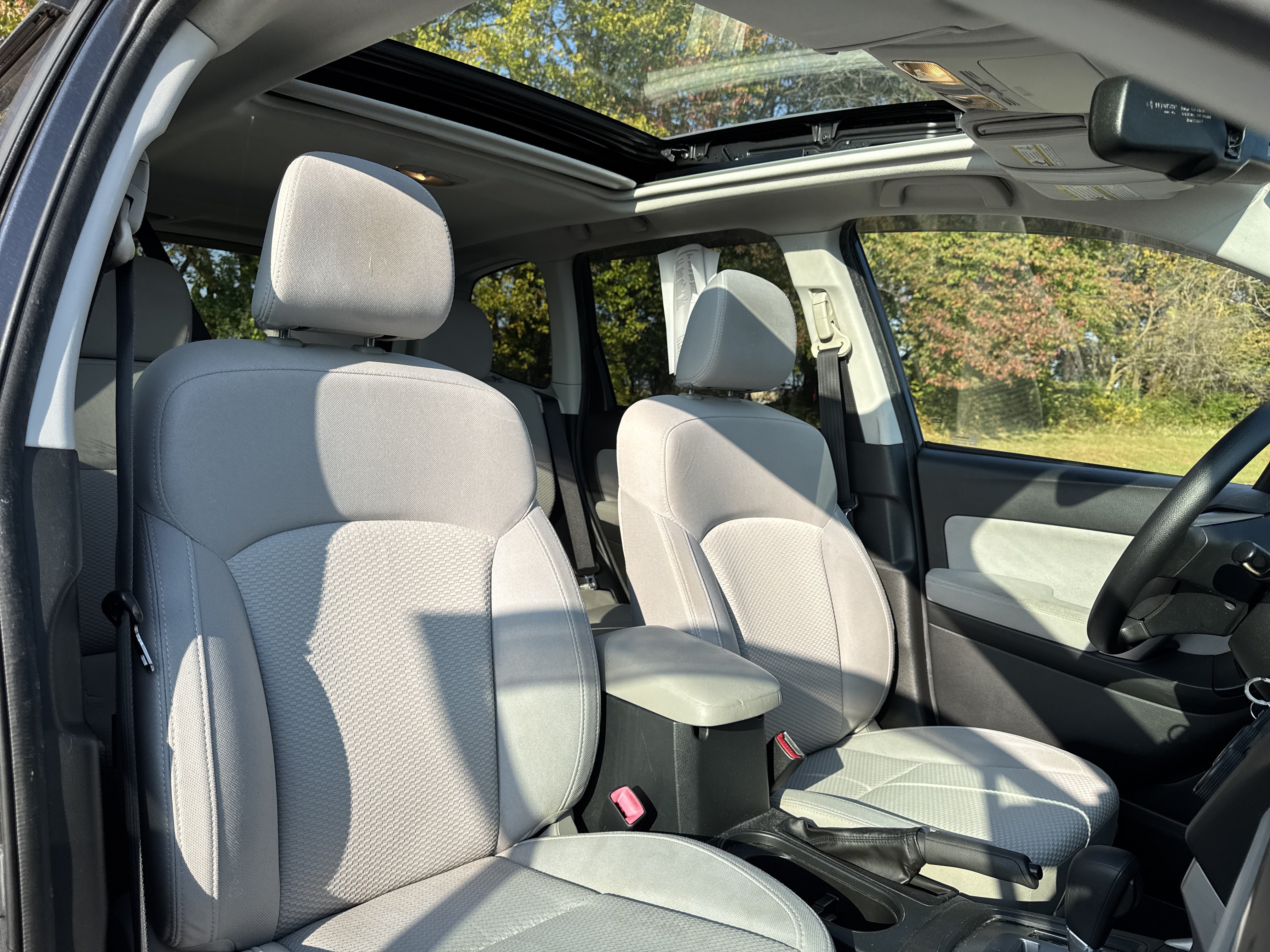 Used 2015 Subaru Forester 2.5i Premium w/ All-Weather Package AWD/4WD image 15