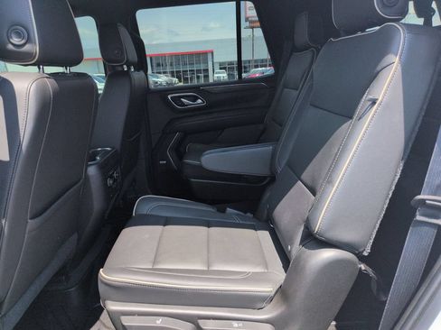 Used 2021 Chevrolet Tahoe Premier w/ Premium Package AWD/4WD image 25