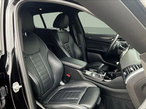 Used 2020 BMW X4 M40i w/ Executive Package image 31