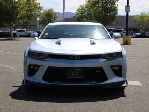 Used 2018 Chevrolet Camaro SS RWD image 4