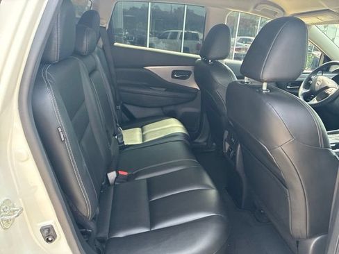 Used 2024 Nissan Murano SV w/ SV Midnight Edition Package FWD image 9