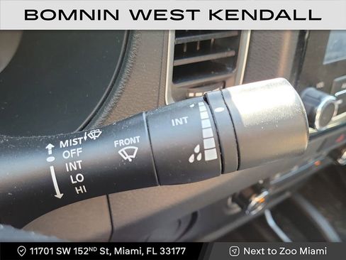 Used 2022 Nissan Frontier SV image 15