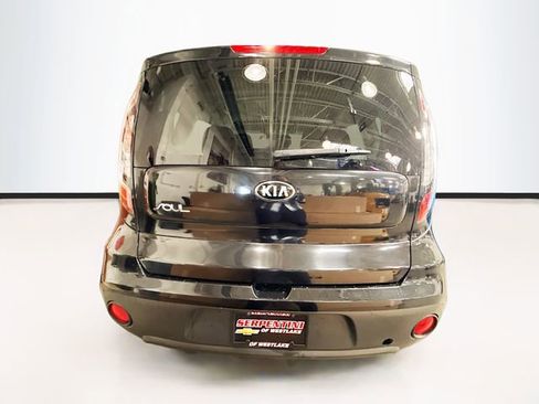 Used 2017 Kia Soul FWD image 7