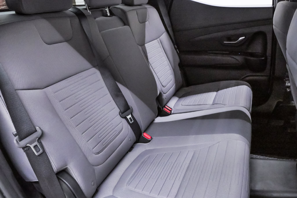 Certified 2024 Hyundai Santa Cruz SEL FWD image 11