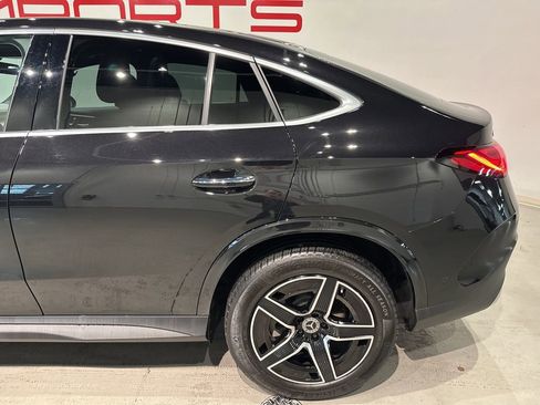 Used 2025 Mercedes-Benz GLC 300 4MATIC image 6