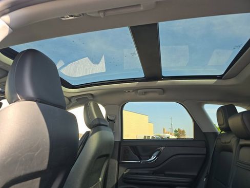 Used 2022 Lincoln Corsair Reserve w/ Equipment Group 201A image 14