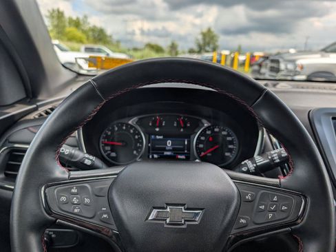 Used 2024 Chevrolet Equinox RS AWD/4WD image 10