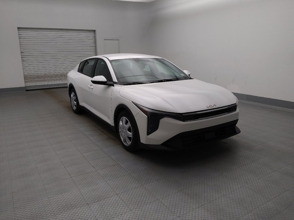Used 2025 Kia K4 FWD image 13