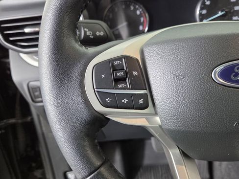 Used 2023 Ford Explorer XLT w/ Equipment Group 202A image 19