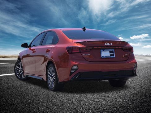Used 2023 Kia Forte GT-Line w/ GT-Line Premium Package FWD image 17