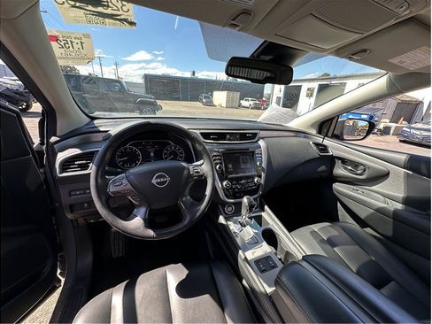 Used 2023 Nissan Murano SV w/ SV Midnight Edition Package AWD/4WD image 3