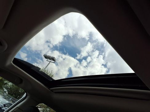 Certified 2025 Subaru Outback Premium image 7