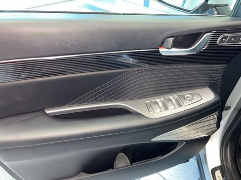 Used 2024 Hyundai Palisade Calligraphy image 7