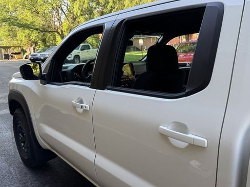 New 2026 Nissan Frontier PRO-4X w/ Tow Package AWD/4WD image 29