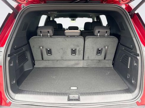 New 2026 Chevrolet Traverse LT w/ Driver Confidence Package image 12