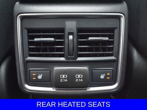 Used 2021 Subaru Forester Touring image 7