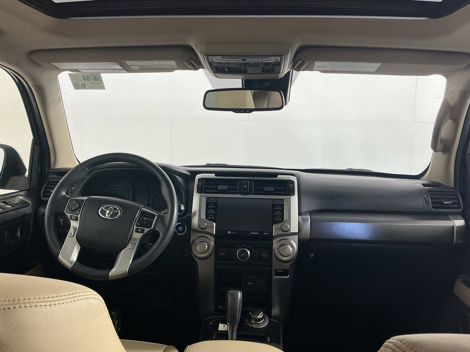 Used 2020 Toyota 4Runner SR5 Premium w/ Moonroof Package AWD/4WD image 15
