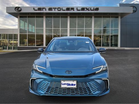 Used 2025 Toyota Camry XSE image 8