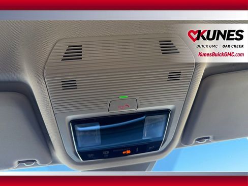 Used 2024 Volkswagen Atlas SE image 27