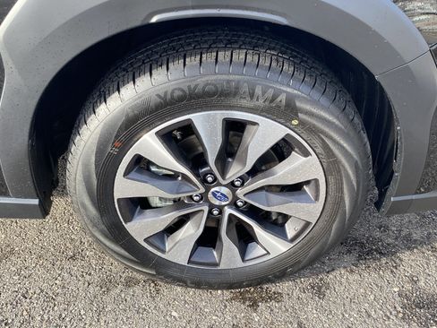 Used 2025 Subaru Outback Limited image 28