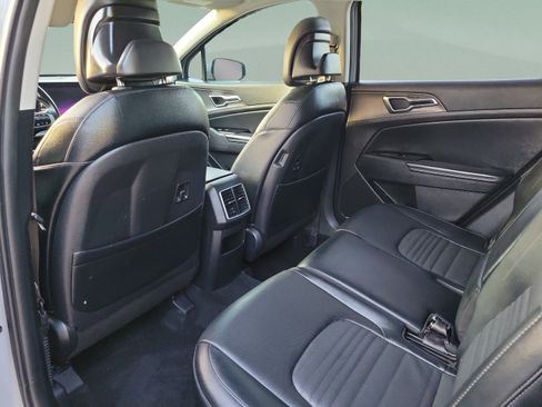 Used 2023 Kia Sportage SX FWD image 6