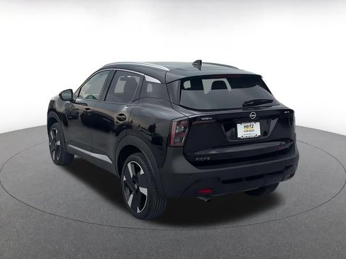 Used 2026 Nissan Kicks SR AWD/4WD image 10