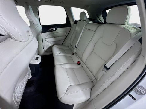 Used 2023 Volvo XC60 B5 Plus w/ Protection Package Premier FWD image 25