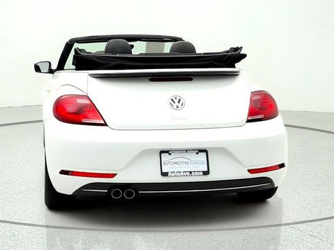 Used 2019 Volkswagen Beetle 2.0T SE FWD image 6