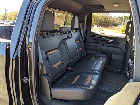 Used 2023 GMC Sierra 1500 AT4 w/ AT4 Preferred Package image 46