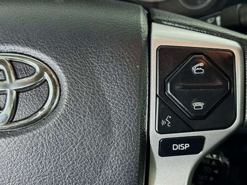 Used 2017 Toyota Tundra SR5 w/ SR5 Upgrade Package RWD image 13