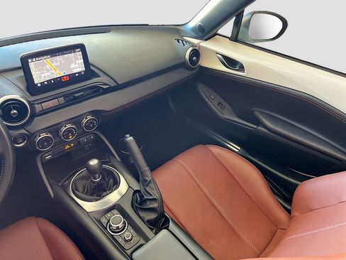 Used 2023 MAZDA MX-5 Miata Grand Touring image 24