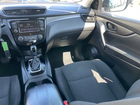 Used 2019 Nissan Rogue Sport S AWD/4WD image 11