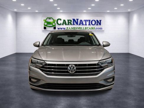 Used 2019 Volkswagen Jetta R-Line FWD image 2