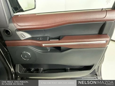 Used 2022 Ford Expedition Limited RWD image 21