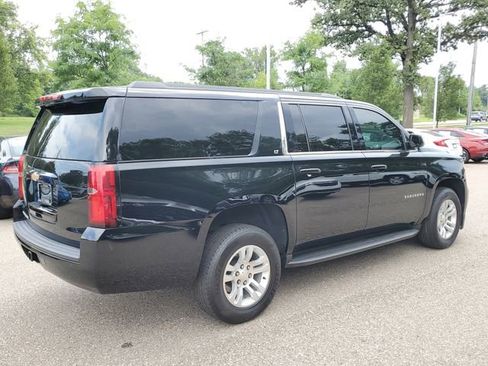 Used 2020 Chevrolet Suburban LT AWD/4WD image 4