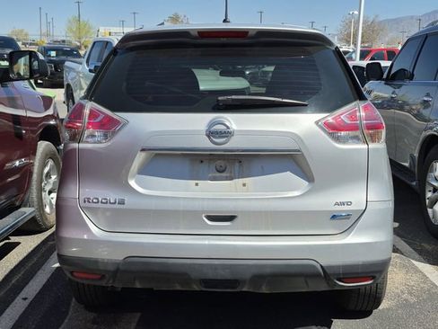 Used 2014 Nissan Rogue S image 8