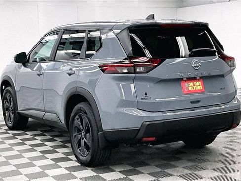 New 2026 Nissan Rogue SV w/ Cold Weather Package AWD/4WD image 3