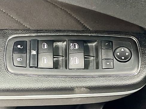 Used 2021 Dodge Charger SXT w/ Cold Weather Package image 17