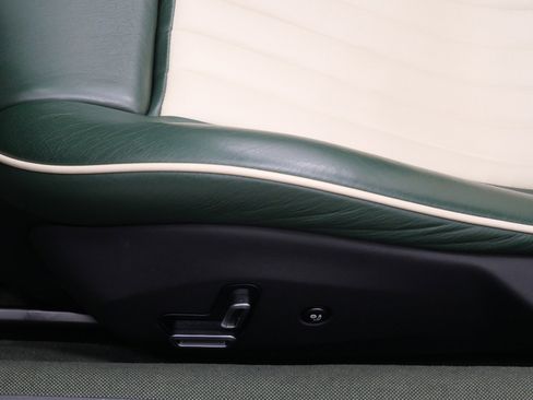 Used 2019 Ferrari Portofino RWD image 31