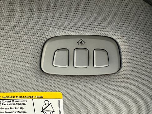 Used 2023 Ford F150 Lariat w/ Trailer Tow Package image 34