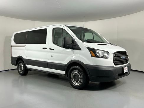 Used 2018 Ford Transit 150 XL image 1